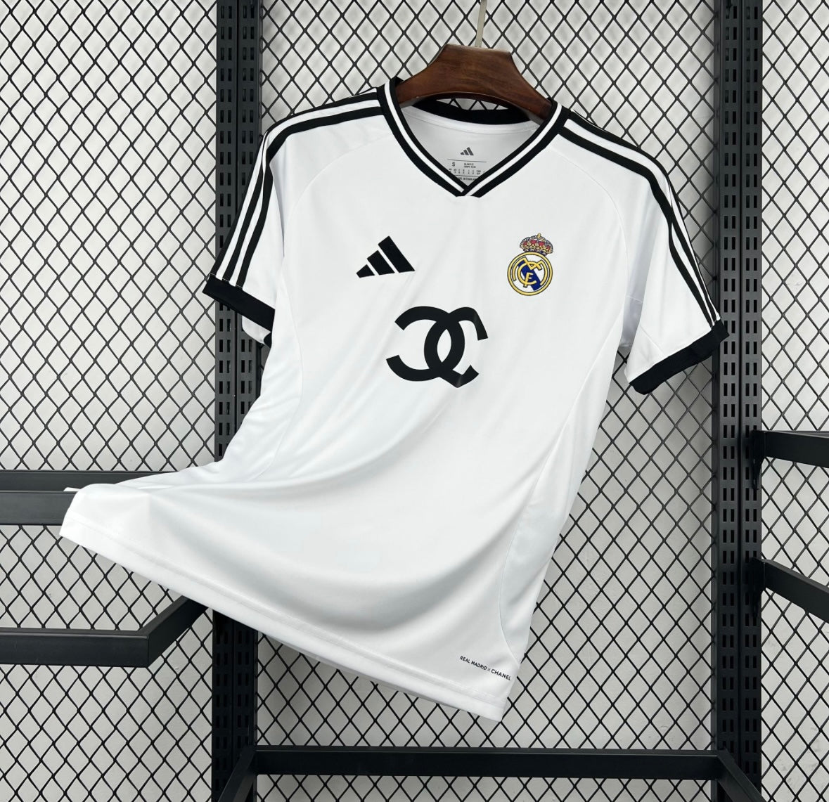 Maillot Madrid édition coco chanel 26-27