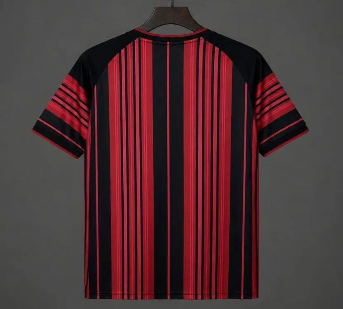 Maillot Eintracht Francfort Domicile 26-27